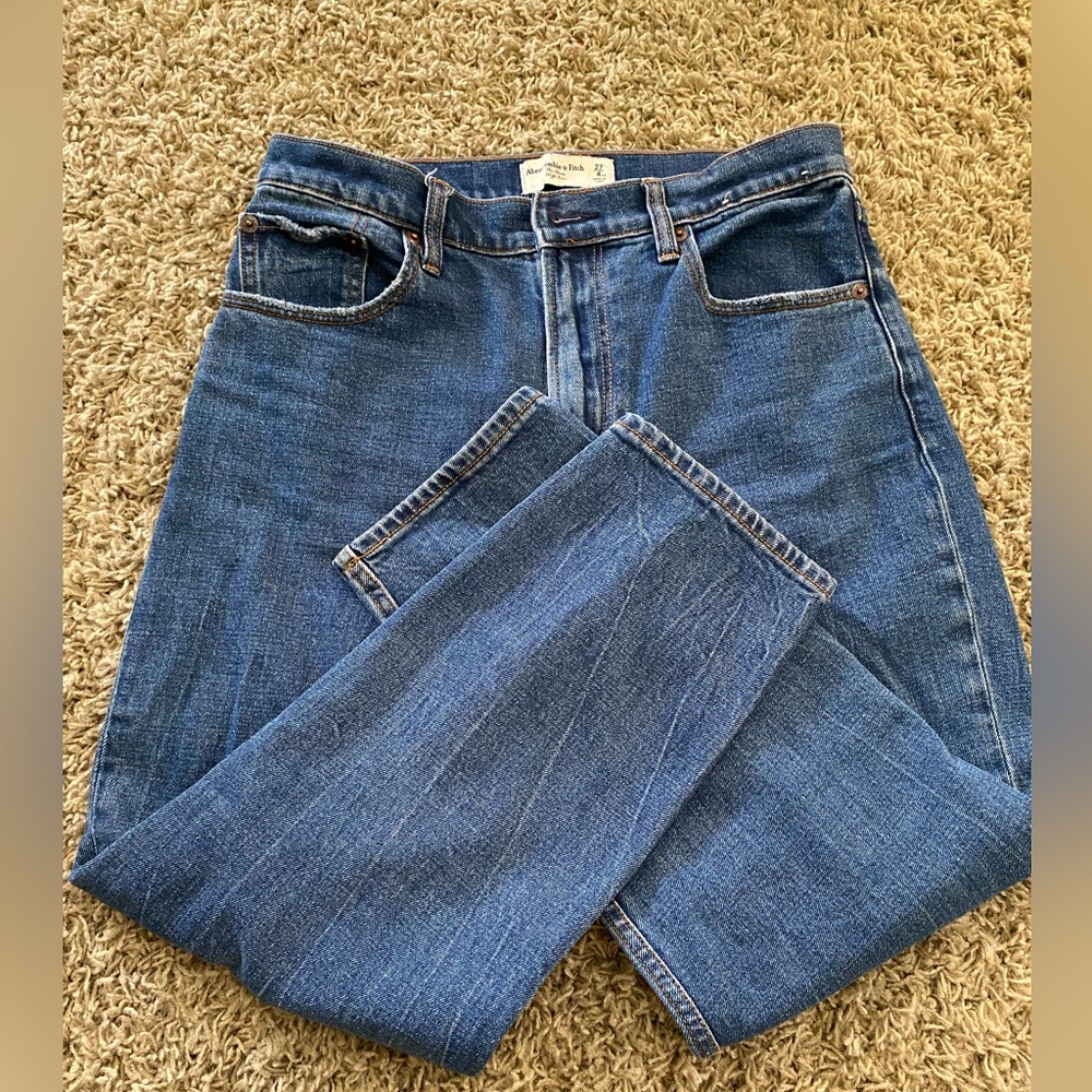 Abercrombie & Fitch Women’s Straight Blue Jeans - The Mom High Rise Extra Short